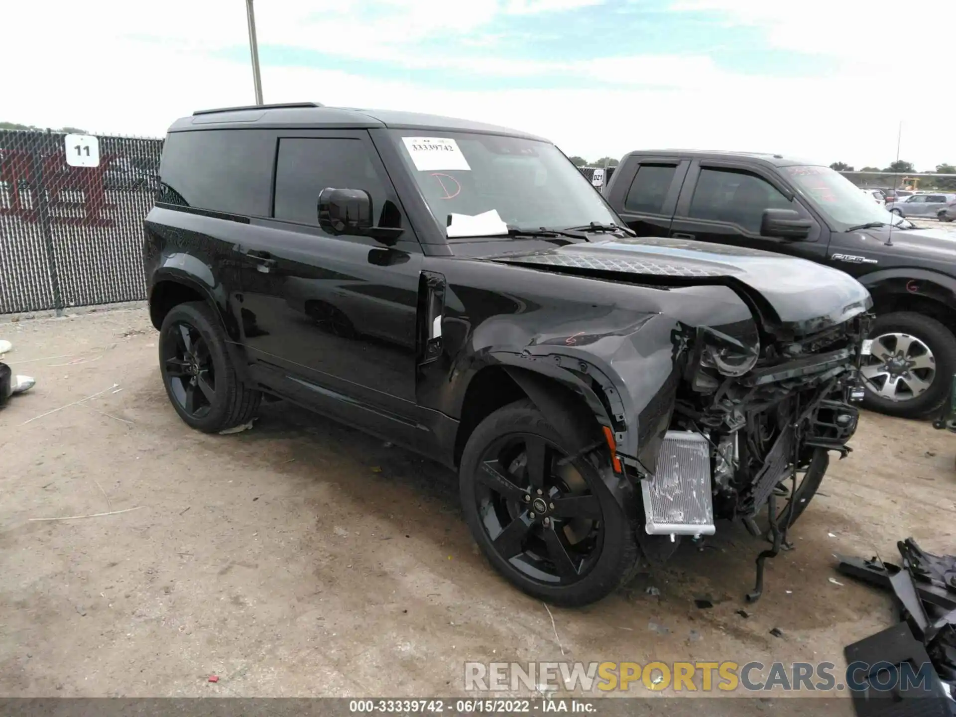 1 Photograph of a damaged car SALE26EU3P2120011 LAND ROVER DEFENDER 2023