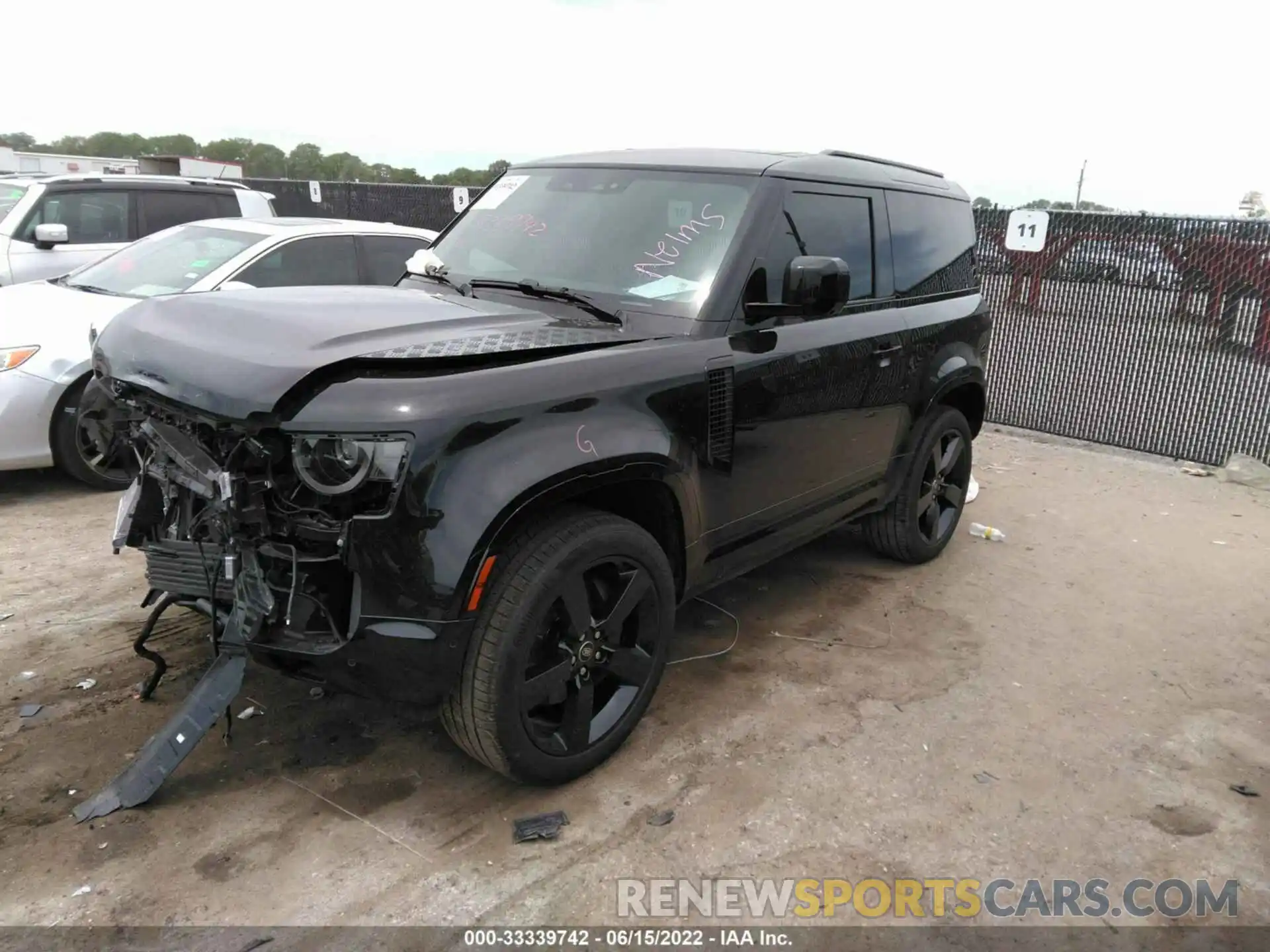 2 Photograph of a damaged car SALE26EU3P2120011 LAND ROVER DEFENDER 2023