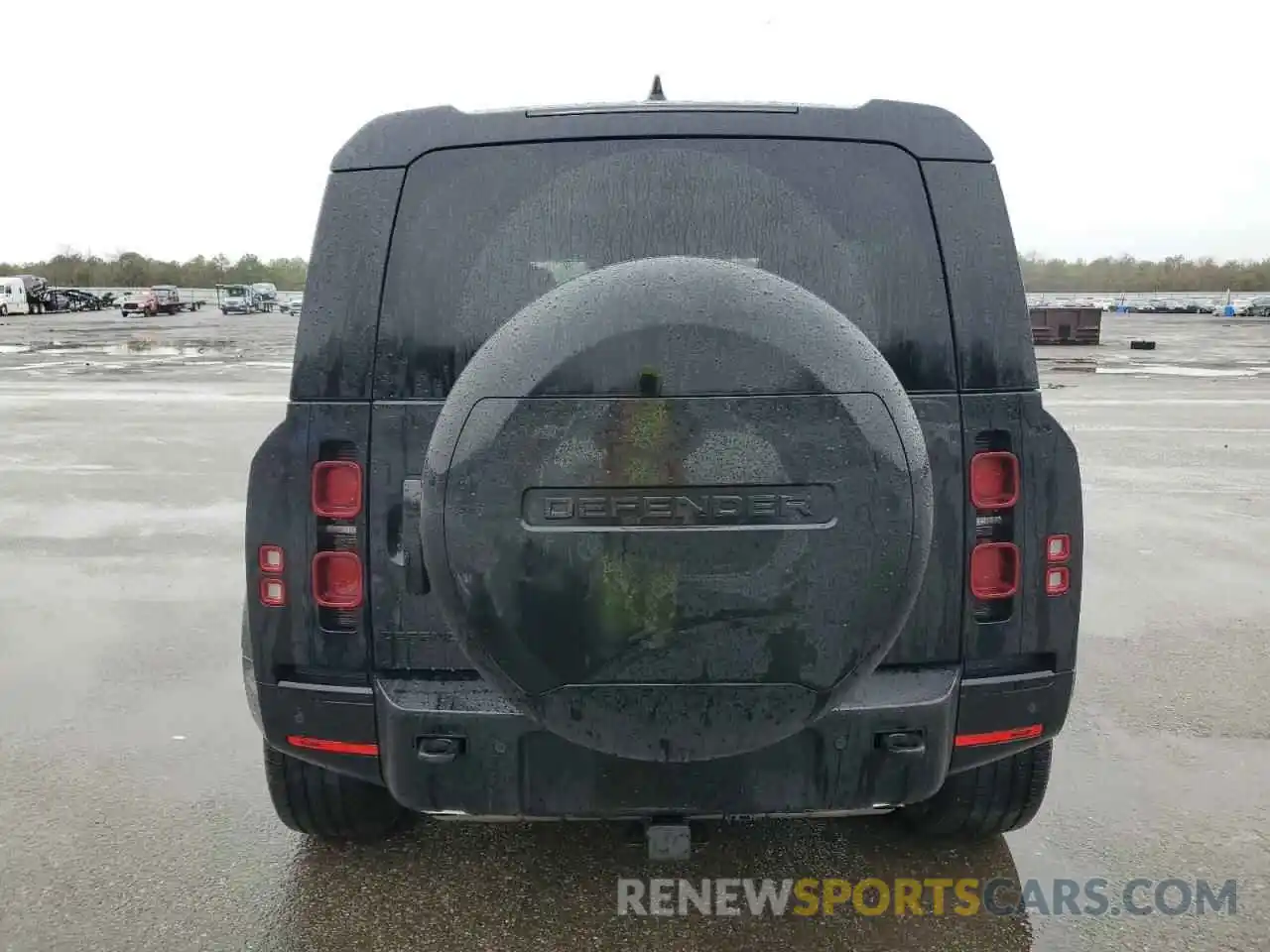 6 Photograph of a damaged car SALE2EEU4R2252448 LAND ROVER DEFENDER 2024