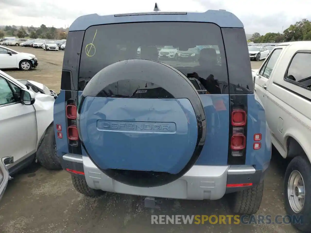 6 Photograph of a damaged car SALEJEEX7R2250450 LAND ROVER DEFENDER 2024