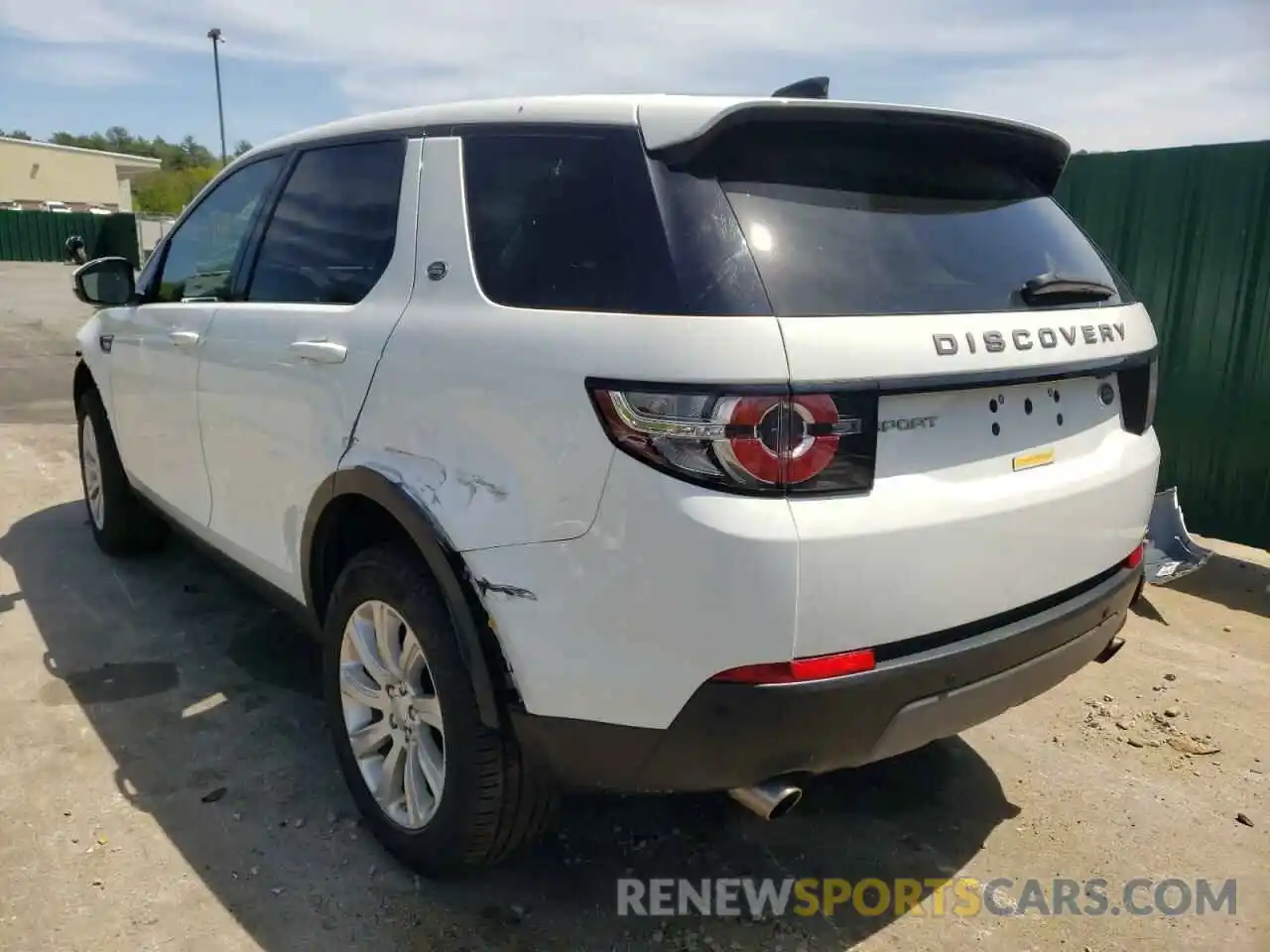 3 Photograph of a damaged car SALCP2FX0KH786551 LAND ROVER DISCOVERY 2019