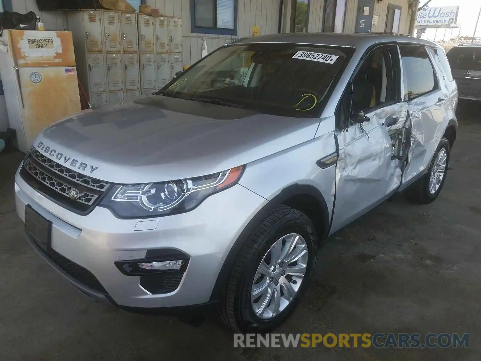 2 Photograph of a damaged car SALCP2FX0KH791698 LAND ROVER DISCOVERY 2019