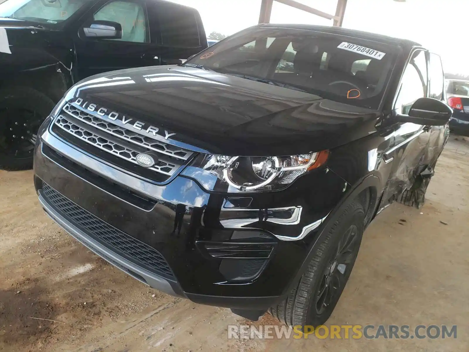 2 Photograph of a damaged car SALCP2FX0KH806751 LAND ROVER DISCOVERY 2019