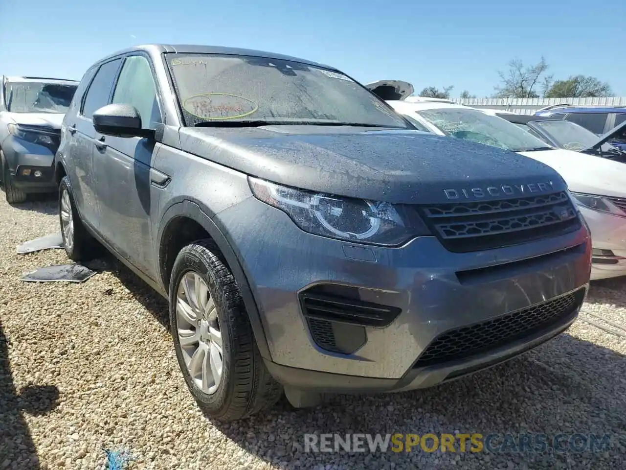 1 Photograph of a damaged car SALCP2FX1KH786008 LAND ROVER DISCOVERY 2019