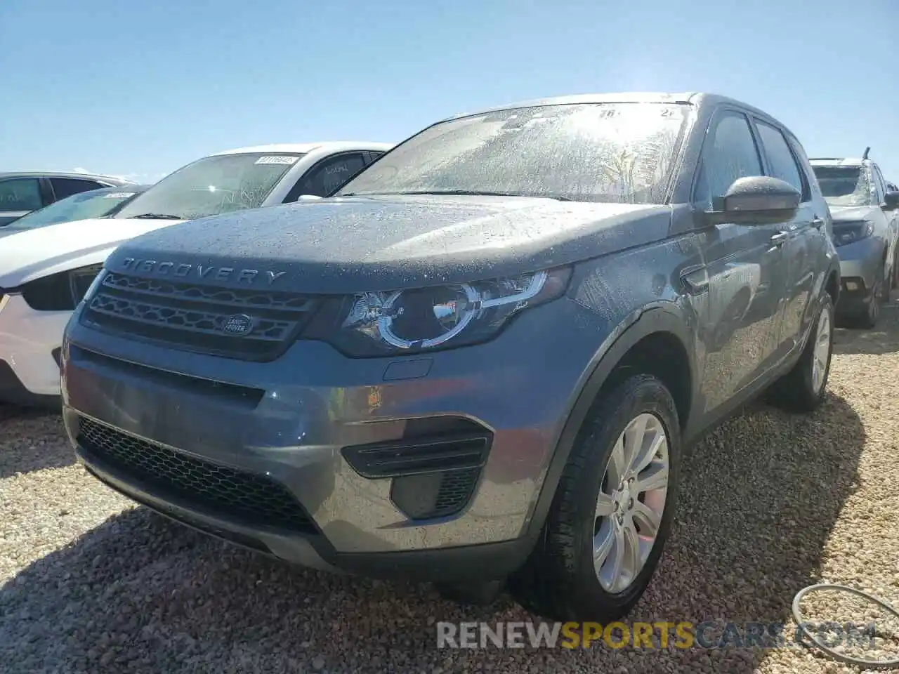 2 Photograph of a damaged car SALCP2FX1KH786008 LAND ROVER DISCOVERY 2019