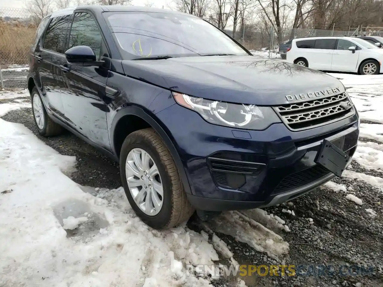 1 Photograph of a damaged car SALCP2FX1KH819220 LAND ROVER DISCOVERY 2019