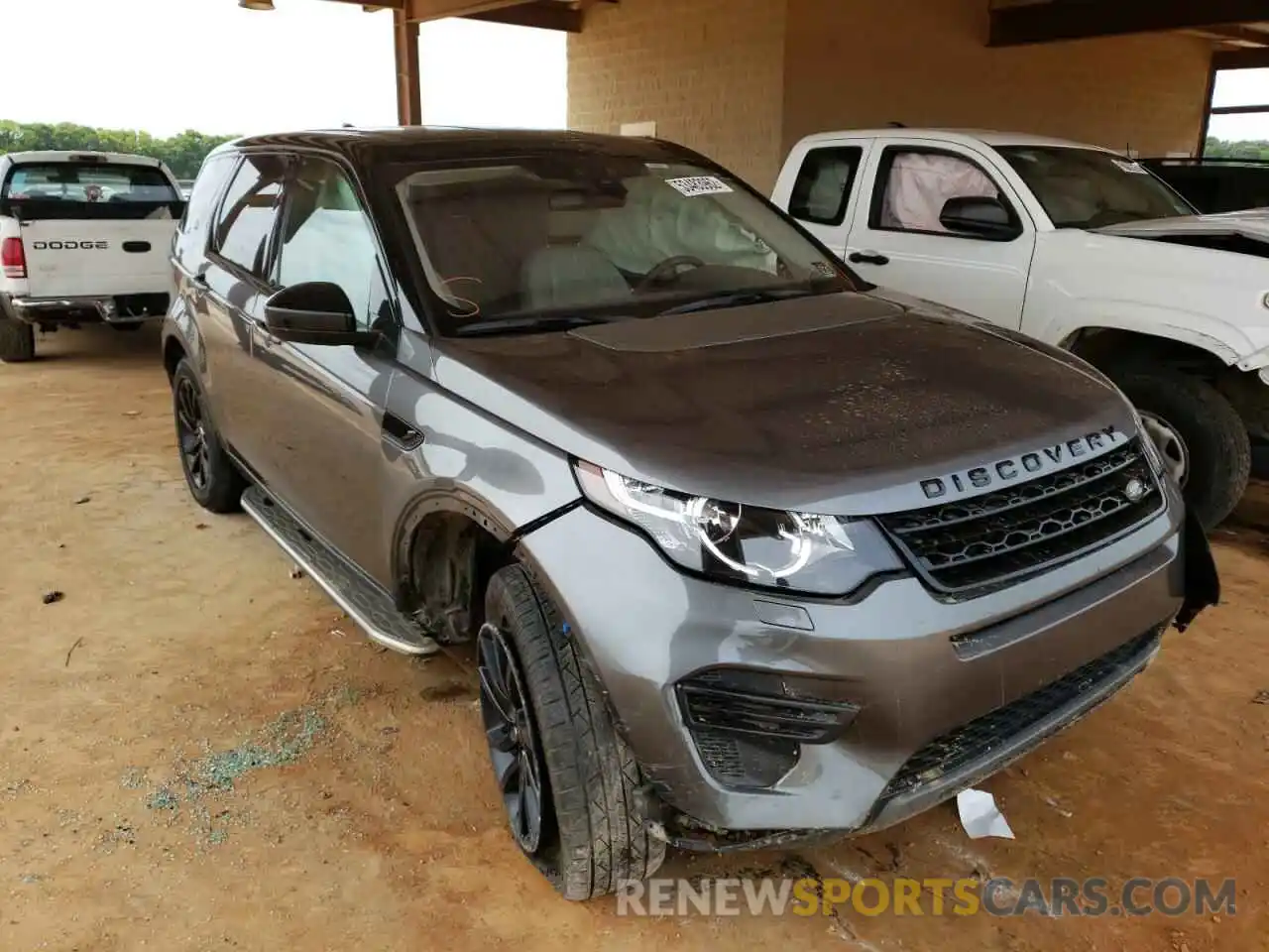 1 Фотография поврежденного автомобиля SALCP2FX1KH826006 LAND ROVER DISCOVERY 2019