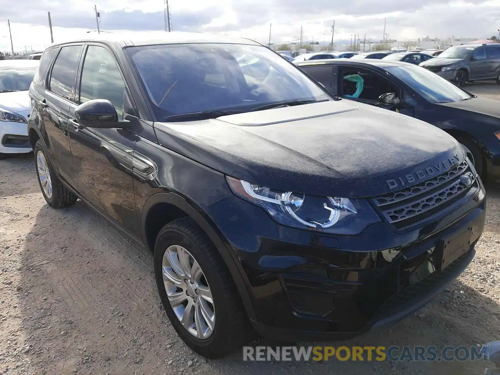 1 Photograph of a damaged car SALCP2FX2KH789077 LAND ROVER DISCOVERY 2019