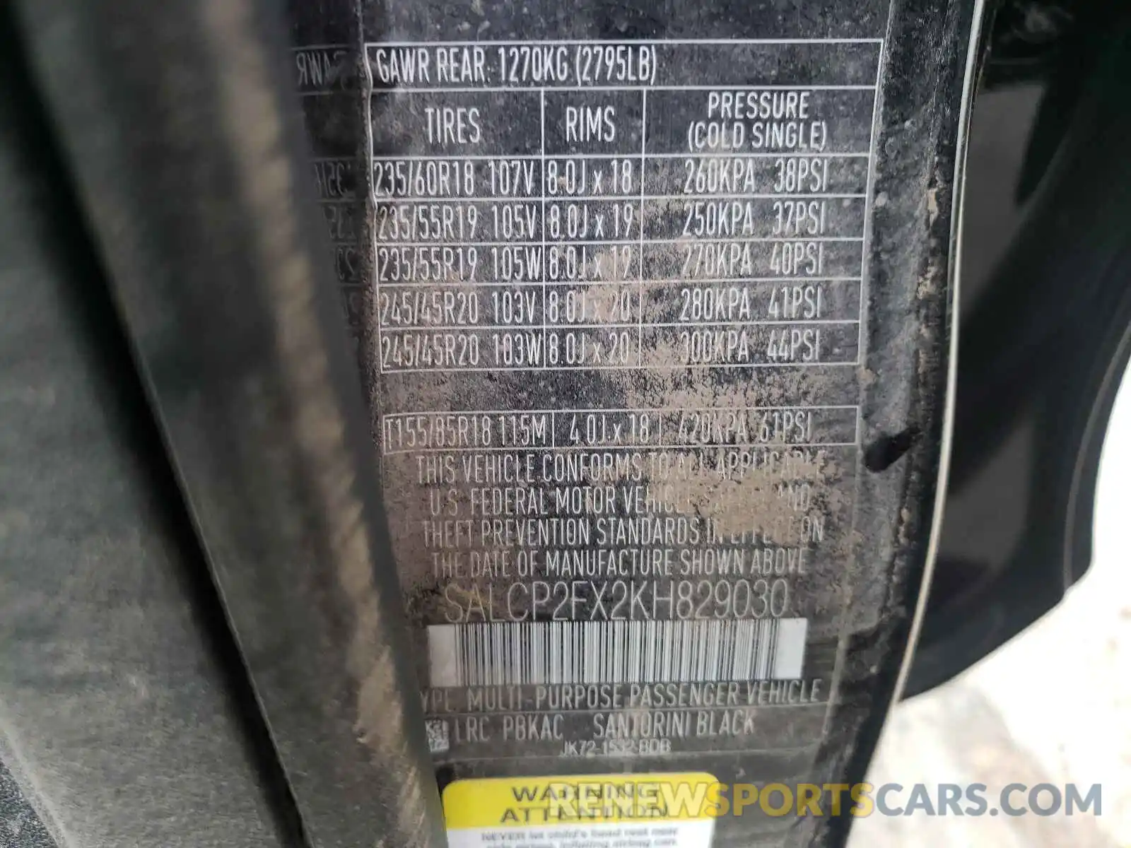 10 Photograph of a damaged car SALCP2FX2KH829030 LAND ROVER DISCOVERY 2019