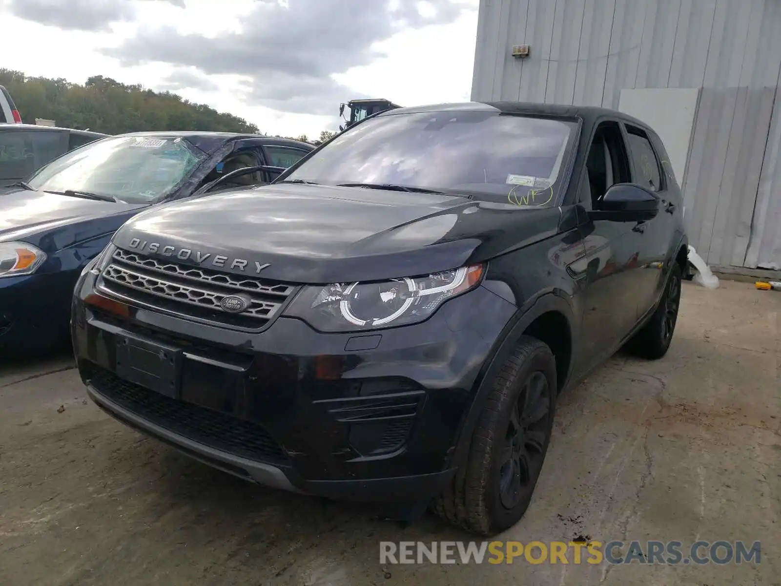 2 Фотография поврежденного автомобиля SALCP2FX2KH829030 LAND ROVER DISCOVERY 2019