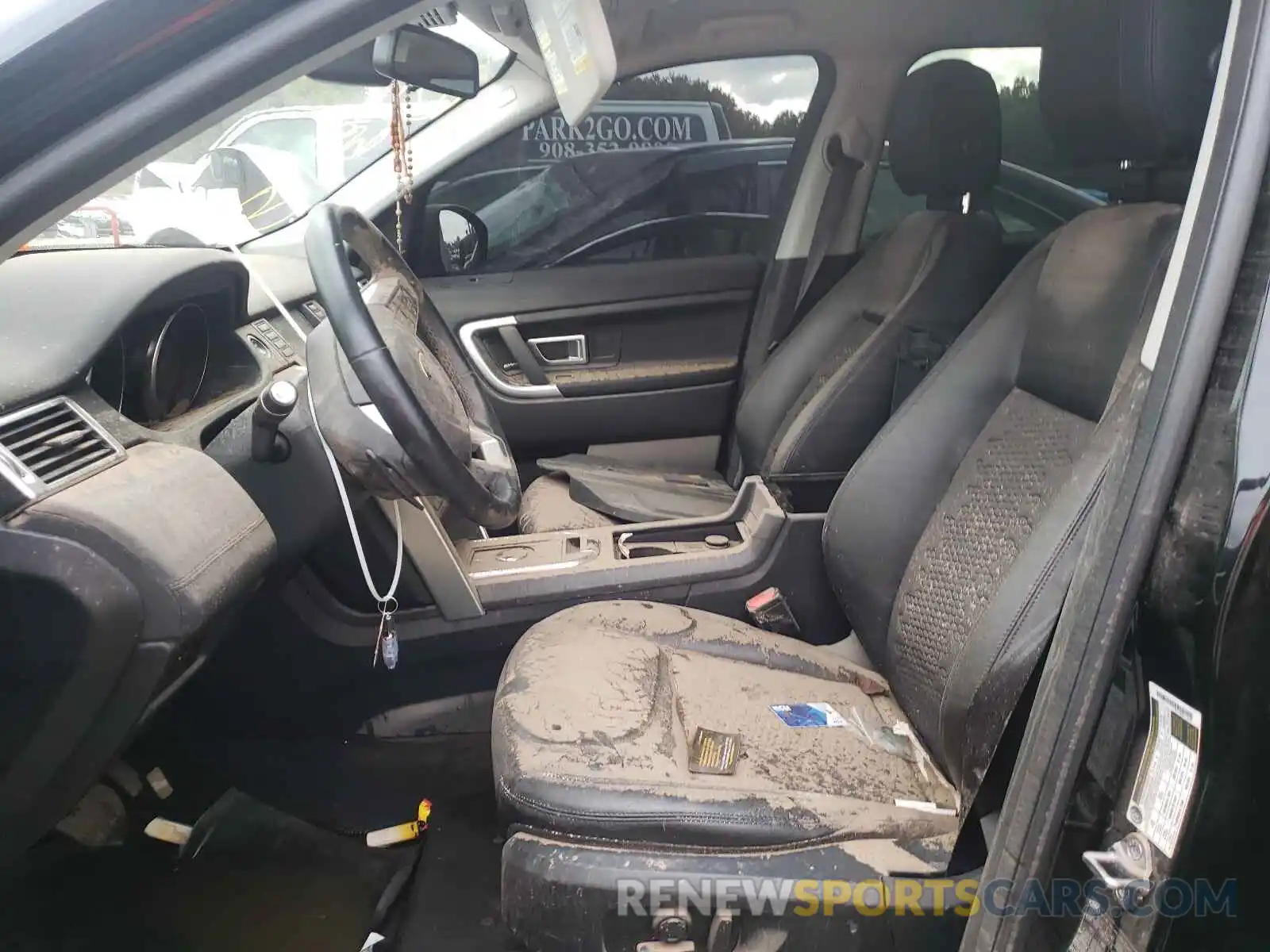 6 Photograph of a damaged car SALCP2FX2KH829030 LAND ROVER DISCOVERY 2019