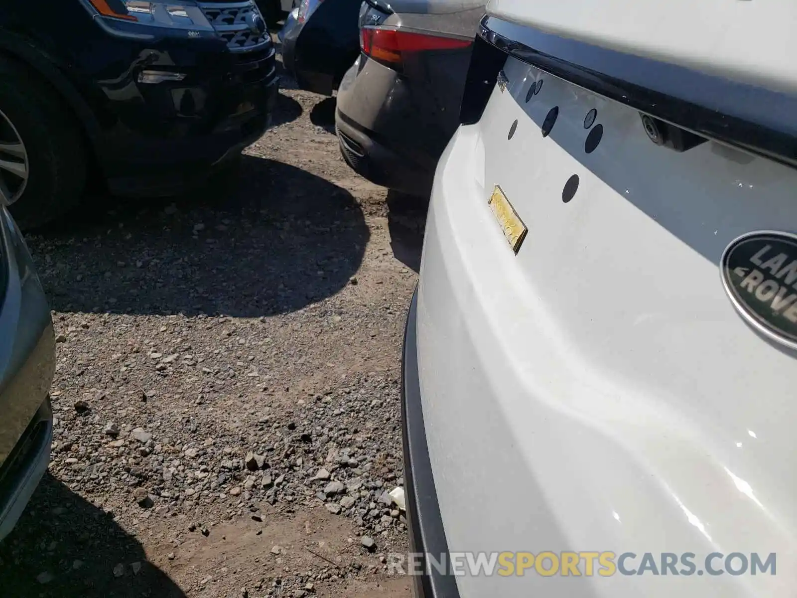 9 Photograph of a damaged car SALCP2FX4KH789078 LAND ROVER DISCOVERY 2019