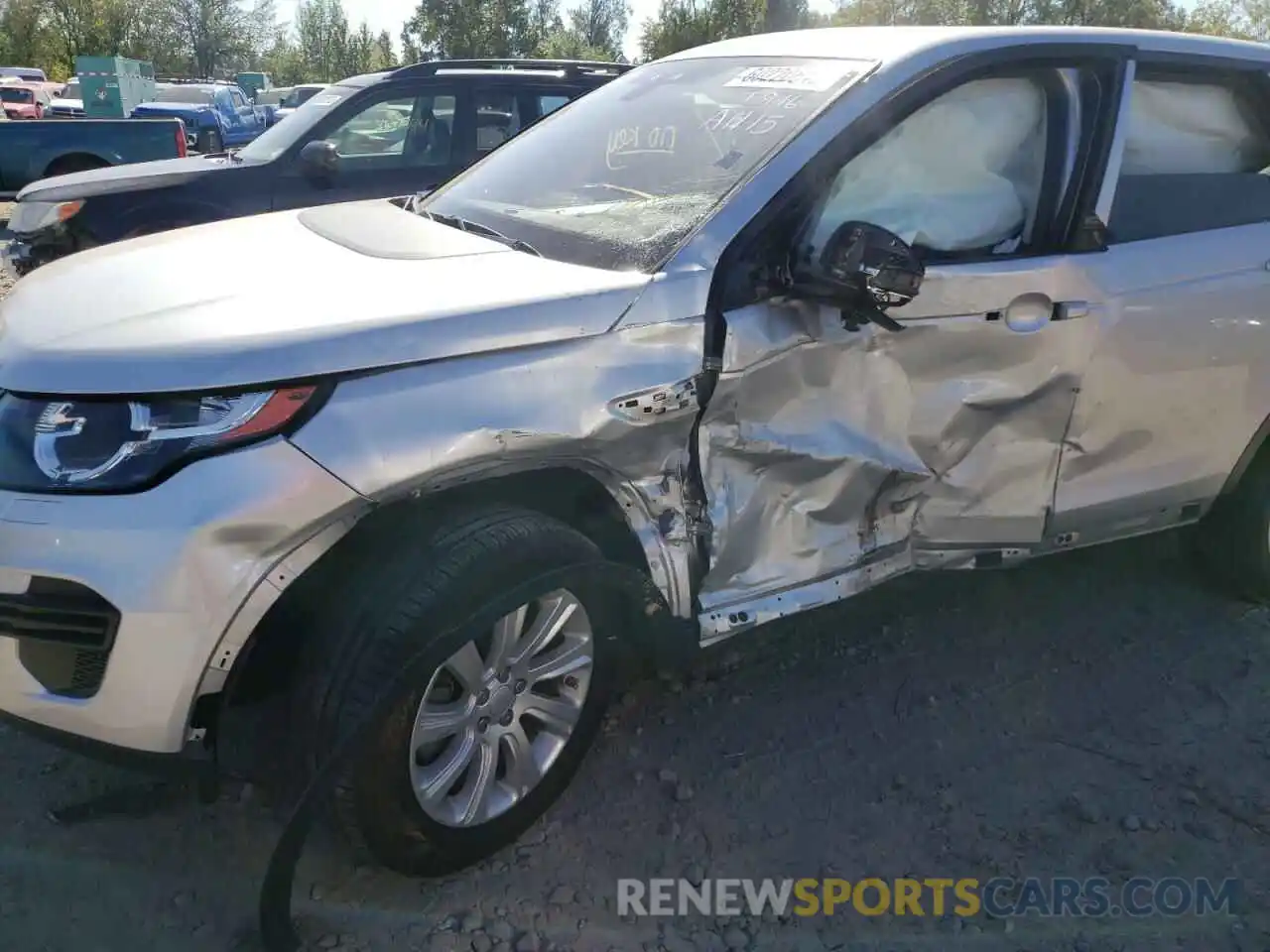 9 Photograph of a damaged car SALCP2FX4KH828929 LAND ROVER DISCOVERY 2019