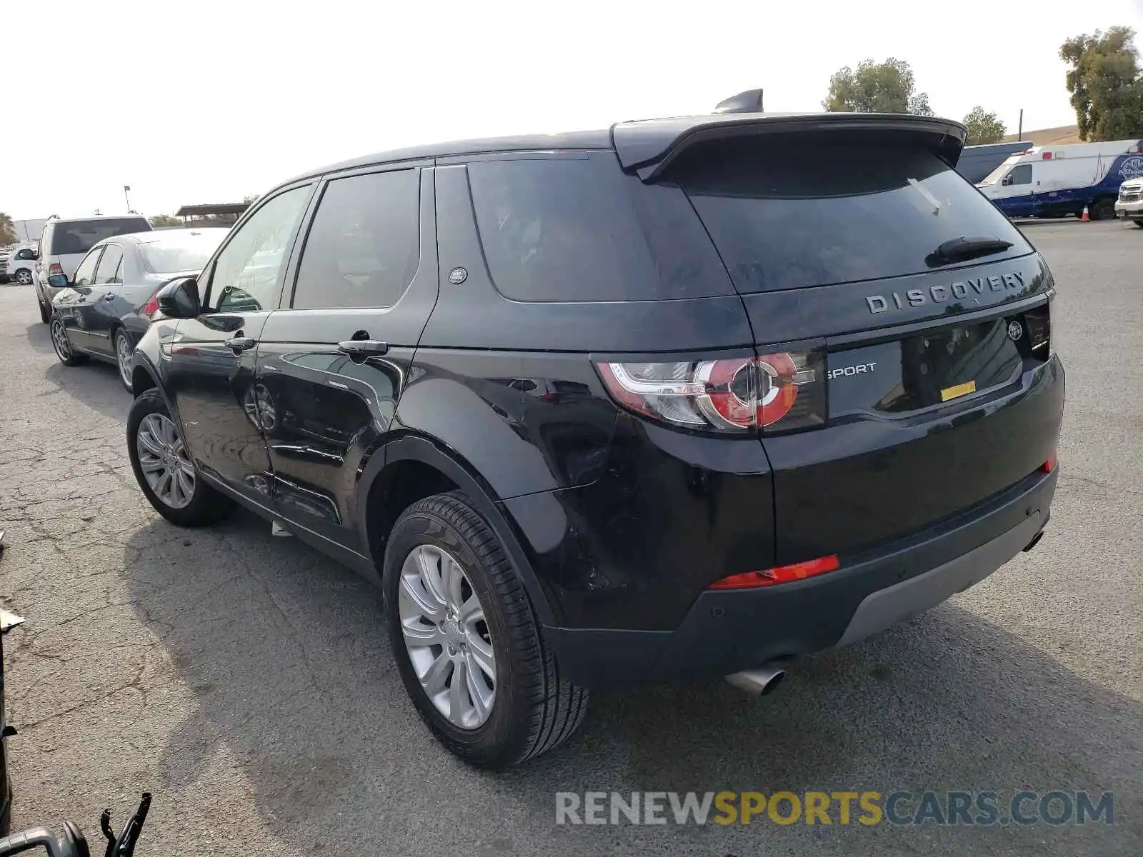 3 Фотография поврежденного автомобиля SALCP2FX5KH785010 LAND ROVER DISCOVERY 2019