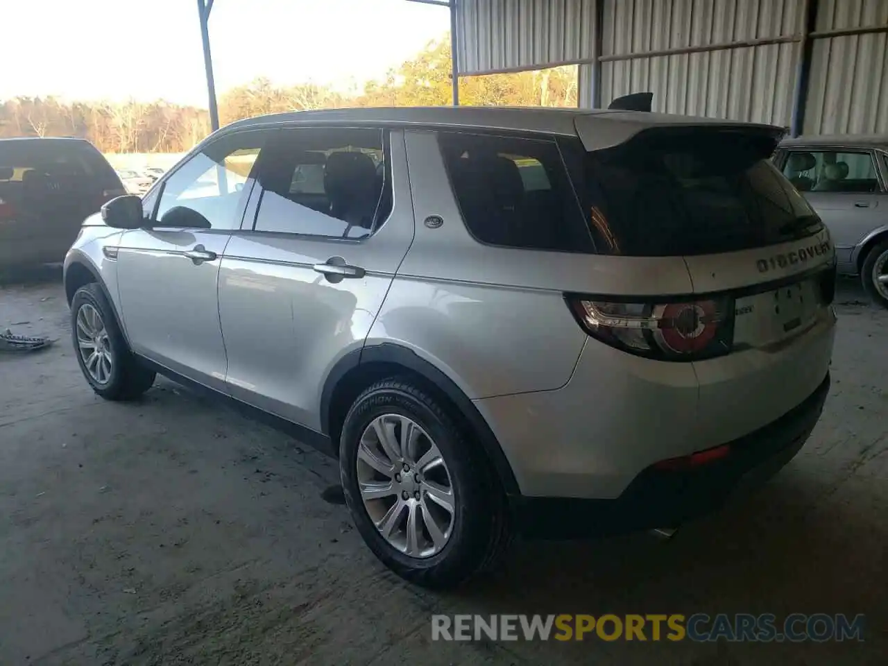 3 Фотография поврежденного автомобиля SALCP2FX5KH793396 LAND ROVER DISCOVERY 2019