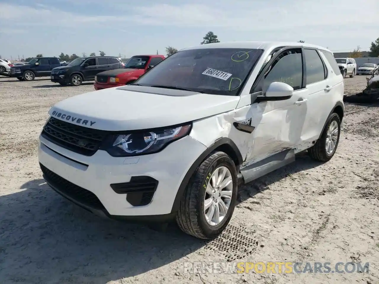 2 Photograph of a damaged car SALCP2FX6KH793147 LAND ROVER DISCOVERY 2019