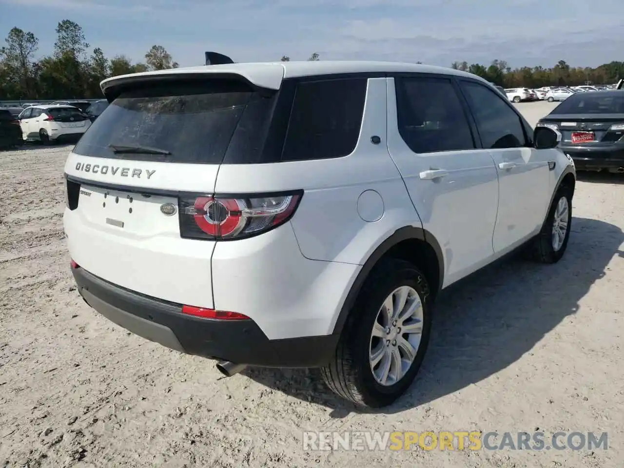 4 Фотография поврежденного автомобиля SALCP2FX6KH793147 LAND ROVER DISCOVERY 2019