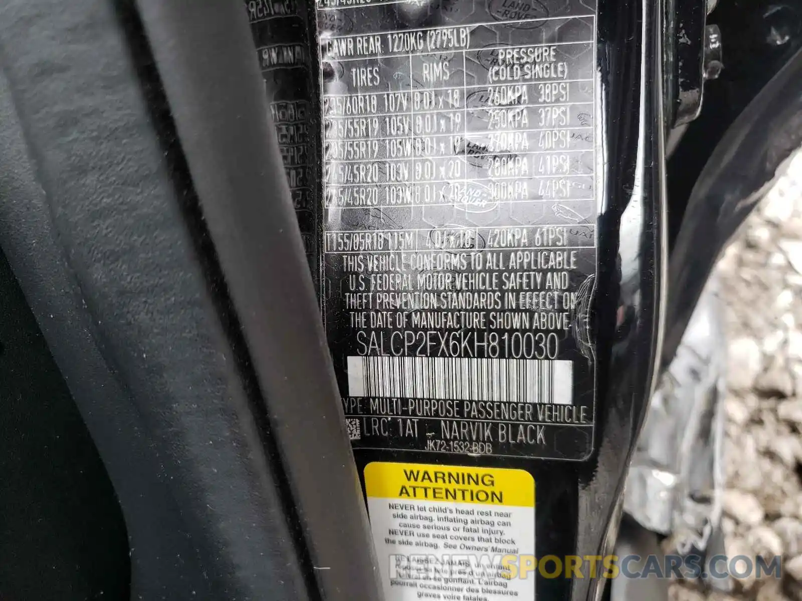 10 Photograph of a damaged car SALCP2FX6KH810030 LAND ROVER DISCOVERY 2019