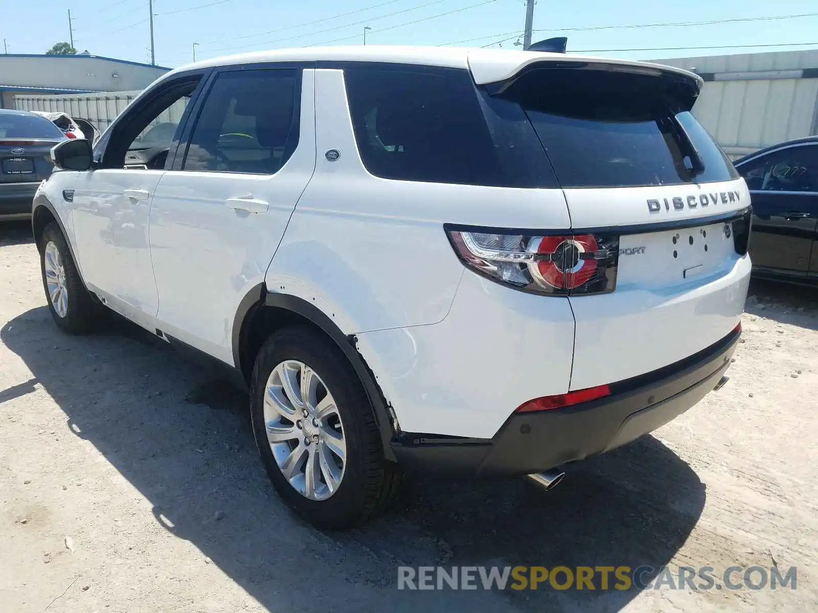 3 Фотография поврежденного автомобиля SALCP2FX6KH810688 LAND ROVER DISCOVERY 2019