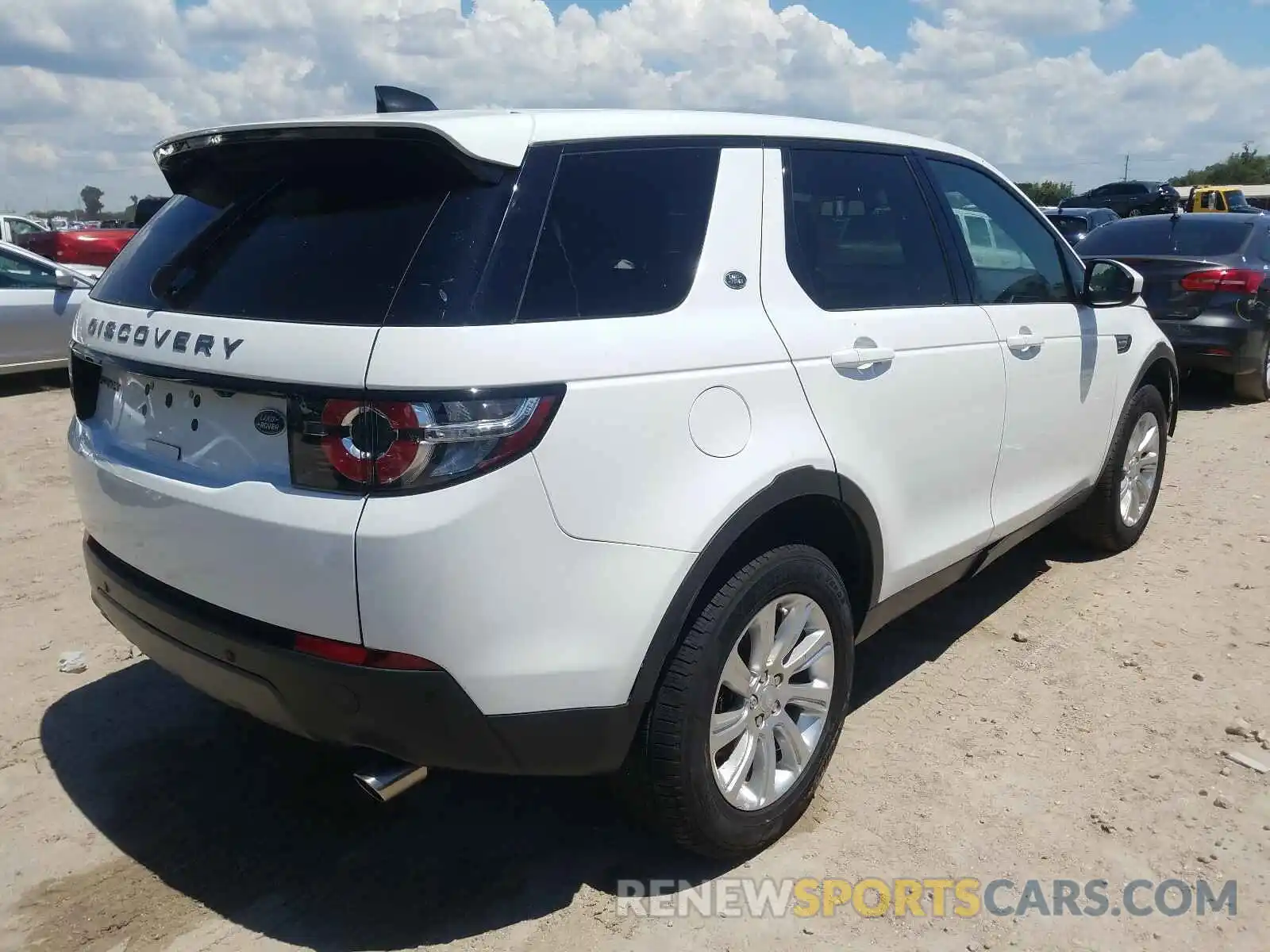 4 Фотография поврежденного автомобиля SALCP2FX6KH810688 LAND ROVER DISCOVERY 2019