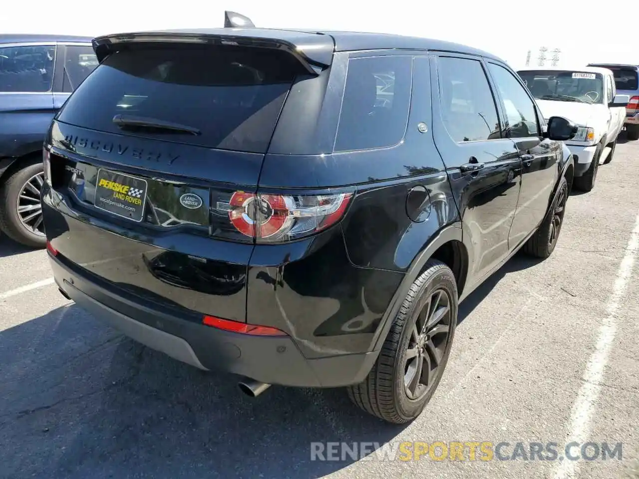 4 Photograph of a damaged car SALCP2FX9KH802343 LAND ROVER DISCOVERY 2019