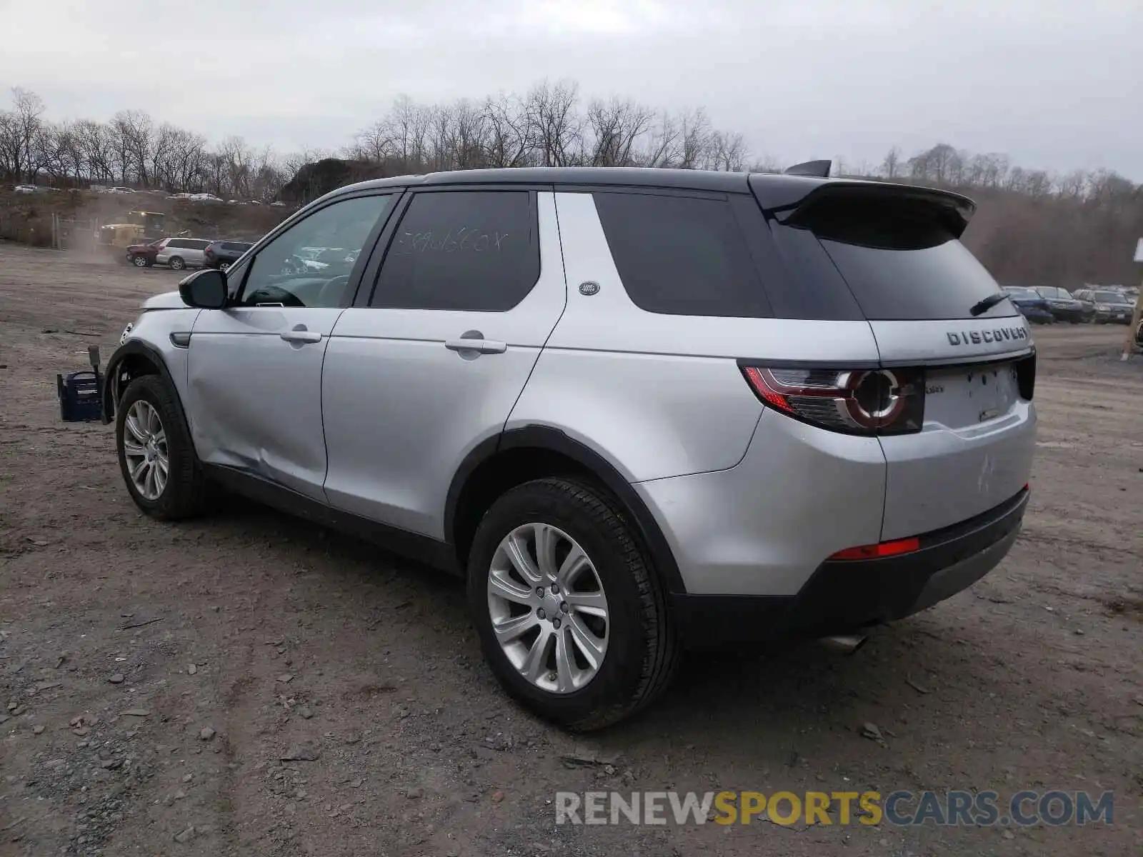 3 Фотография поврежденного автомобиля SALCP2FX9KH828733 LAND ROVER DISCOVERY 2019