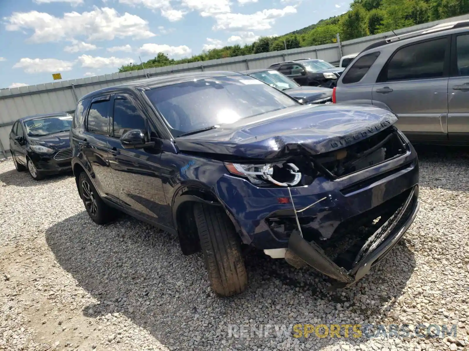 1 Photograph of a damaged car SALCP2FXXKH791742 LAND ROVER DISCOVERY 2019