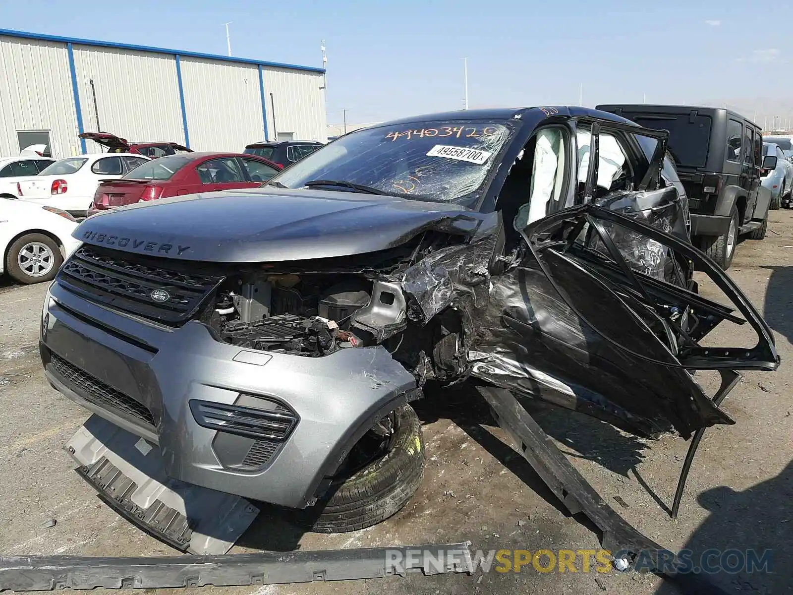 2 Photograph of a damaged car SALCP2FXXKH795192 LAND ROVER DISCOVERY 2019