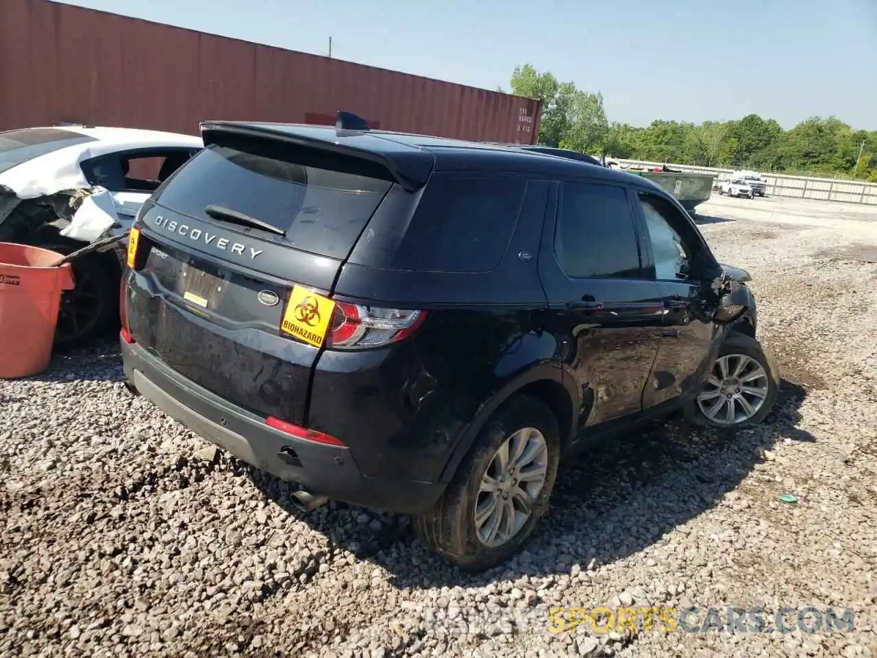 4 Photograph of a damaged car SALCP2FXXKH828983 LAND ROVER DISCOVERY 2019