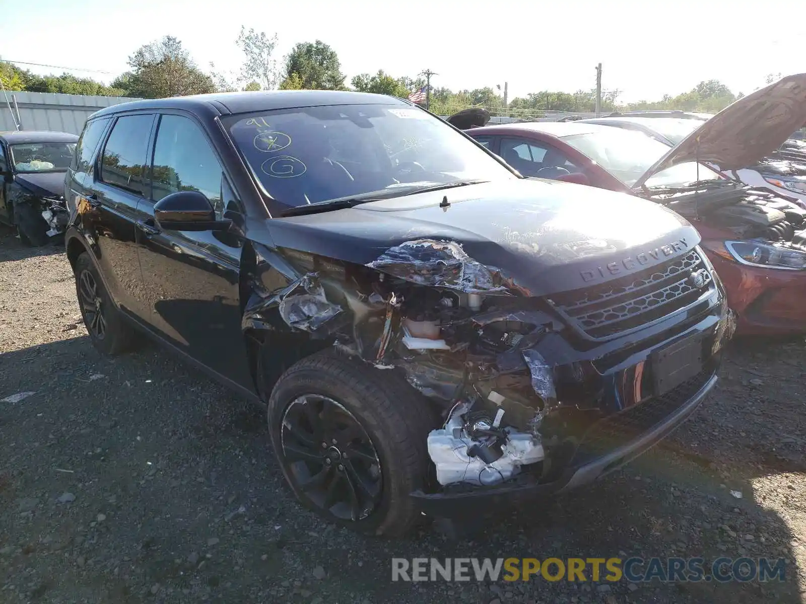 1 Photograph of a damaged car SALCR2FX0KH785619 LAND ROVER DISCOVERY 2019