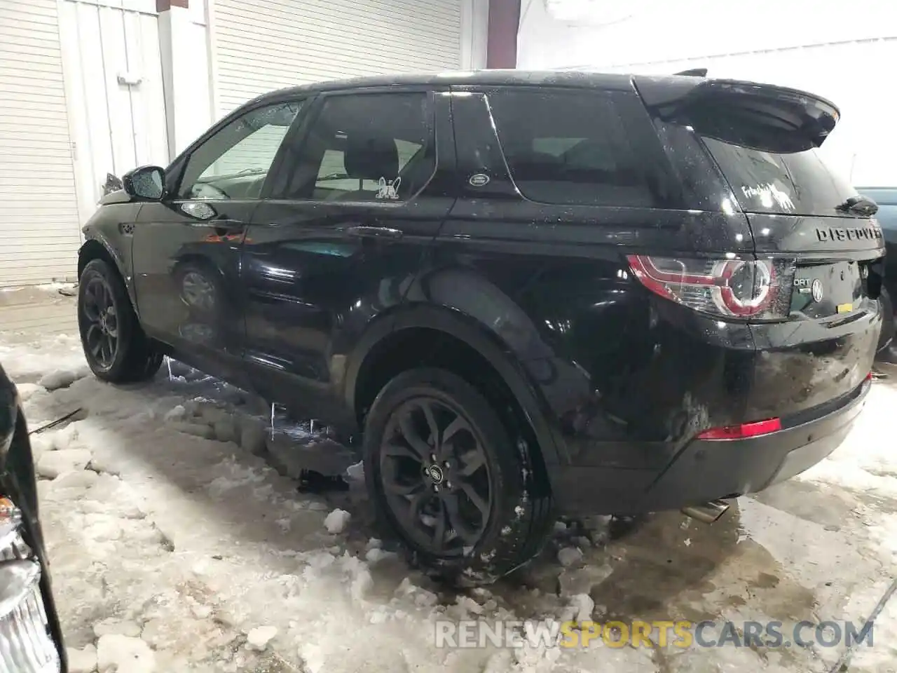 2 Photograph of a damaged car SALCR2FX0KH808851 LAND ROVER DISCOVERY 2019