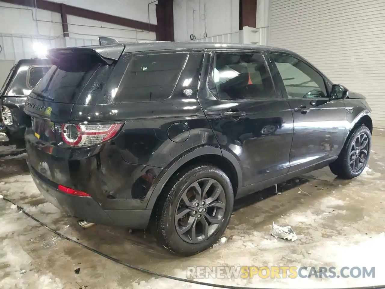 3 Photograph of a damaged car SALCR2FX0KH808851 LAND ROVER DISCOVERY 2019