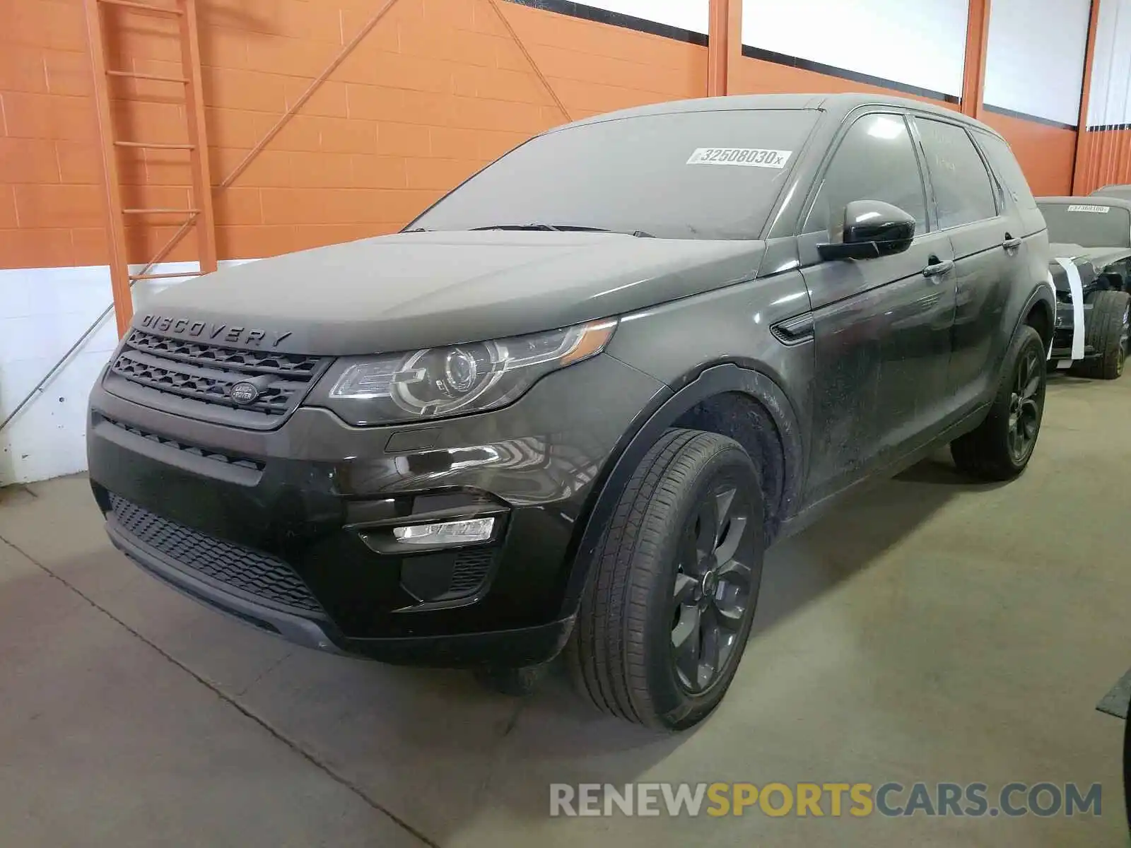 2 Photograph of a damaged car SALCR2FX1KH799948 LAND ROVER DISCOVERY 2019