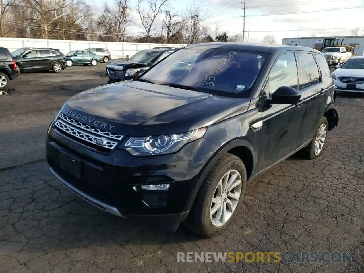 2 Фотография поврежденного автомобиля SALCR2FX1KH801729 LAND ROVER DISCOVERY 2019