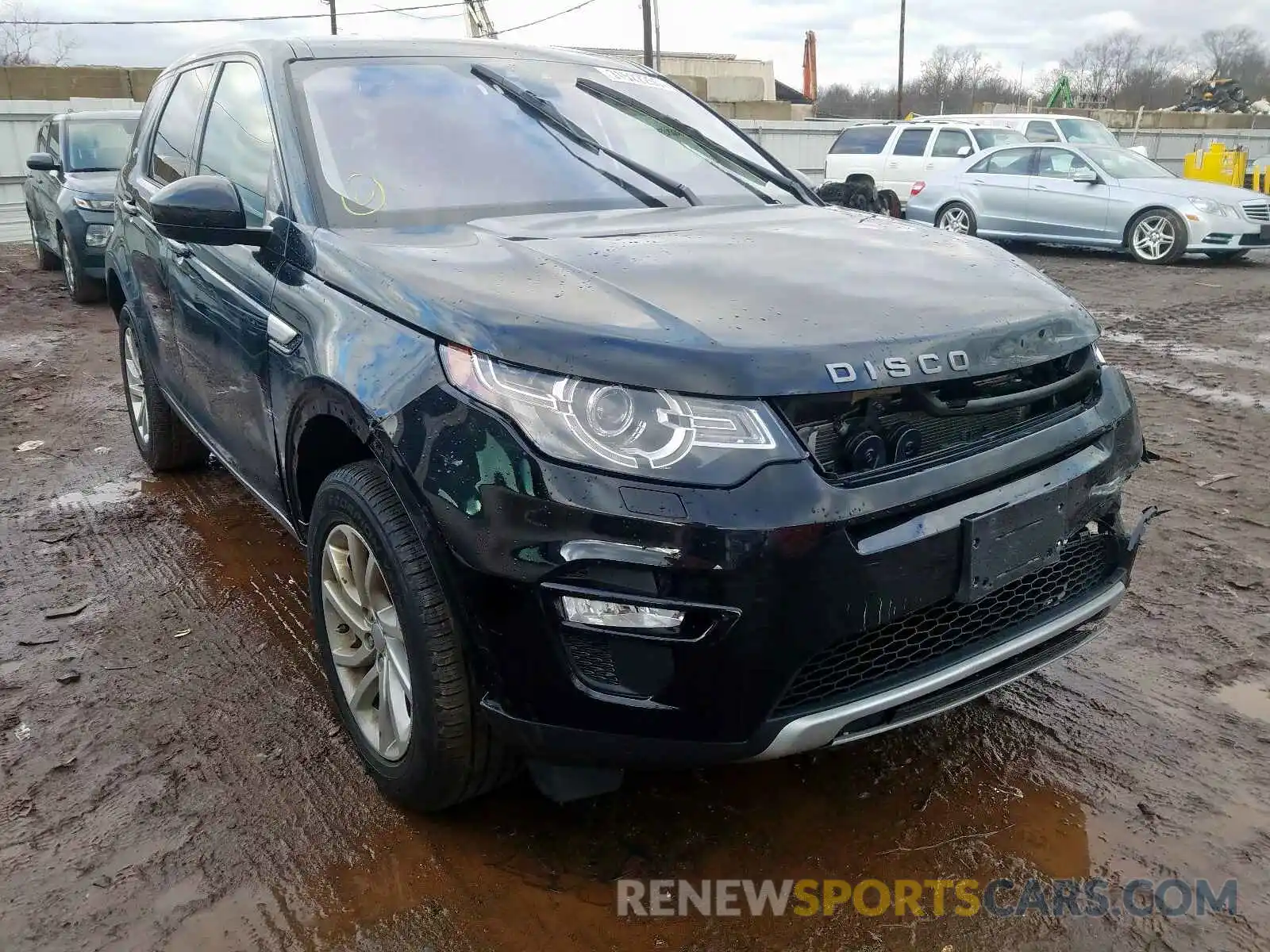 1 Photograph of a damaged car SALCR2FX1KH806915 LAND ROVER DISCOVERY 2019