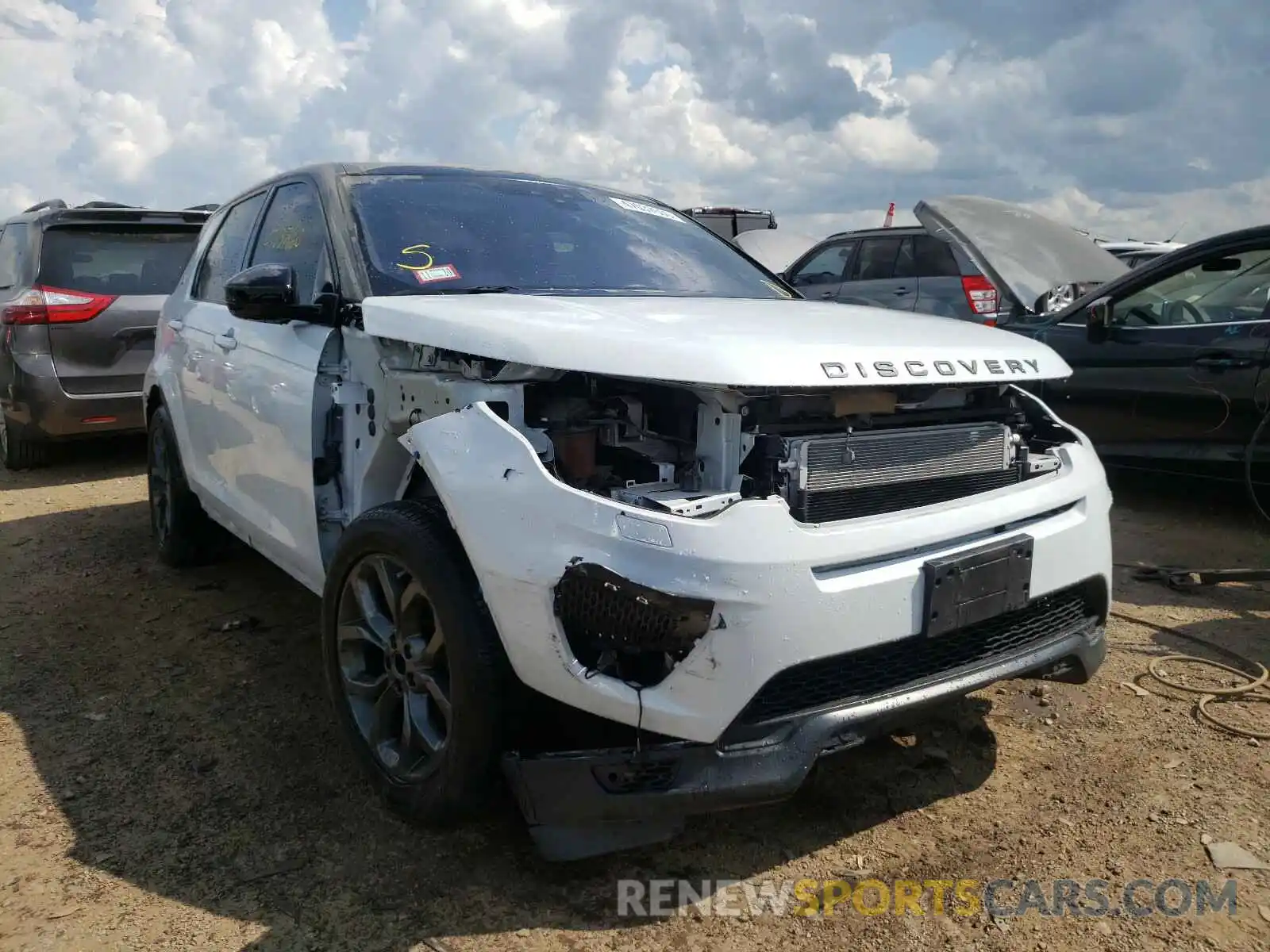 1 Photograph of a damaged car SALCR2FX1KH818367 LAND ROVER DISCOVERY 2019