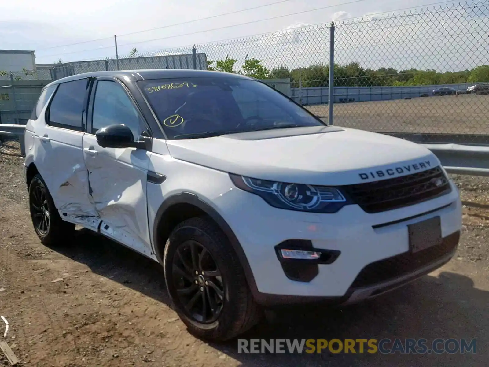 1 Фотография поврежденного автомобиля SALCR2FX2KH801061 LAND ROVER DISCOVERY 2019