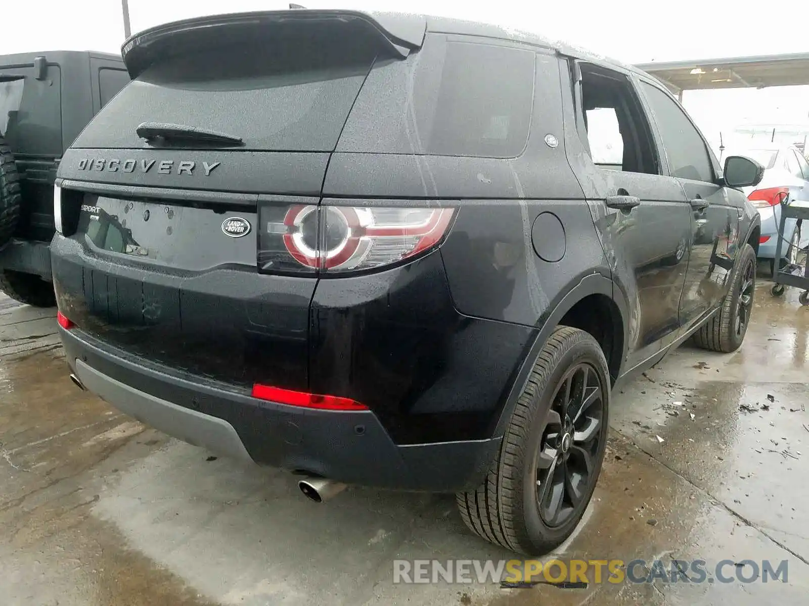 4 Photograph of a damaged car SALCR2FX2KH806387 LAND ROVER DISCOVERY 2019