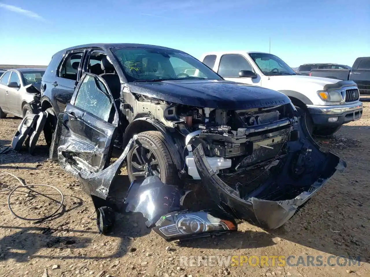 1 Photograph of a damaged car SALCR2FX2KH808124 LAND ROVER DISCOVERY 2019