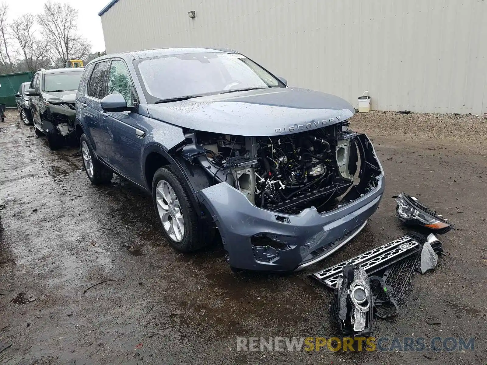1 Photograph of a damaged car SALCR2FX2KH813453 LAND ROVER DISCOVERY 2019