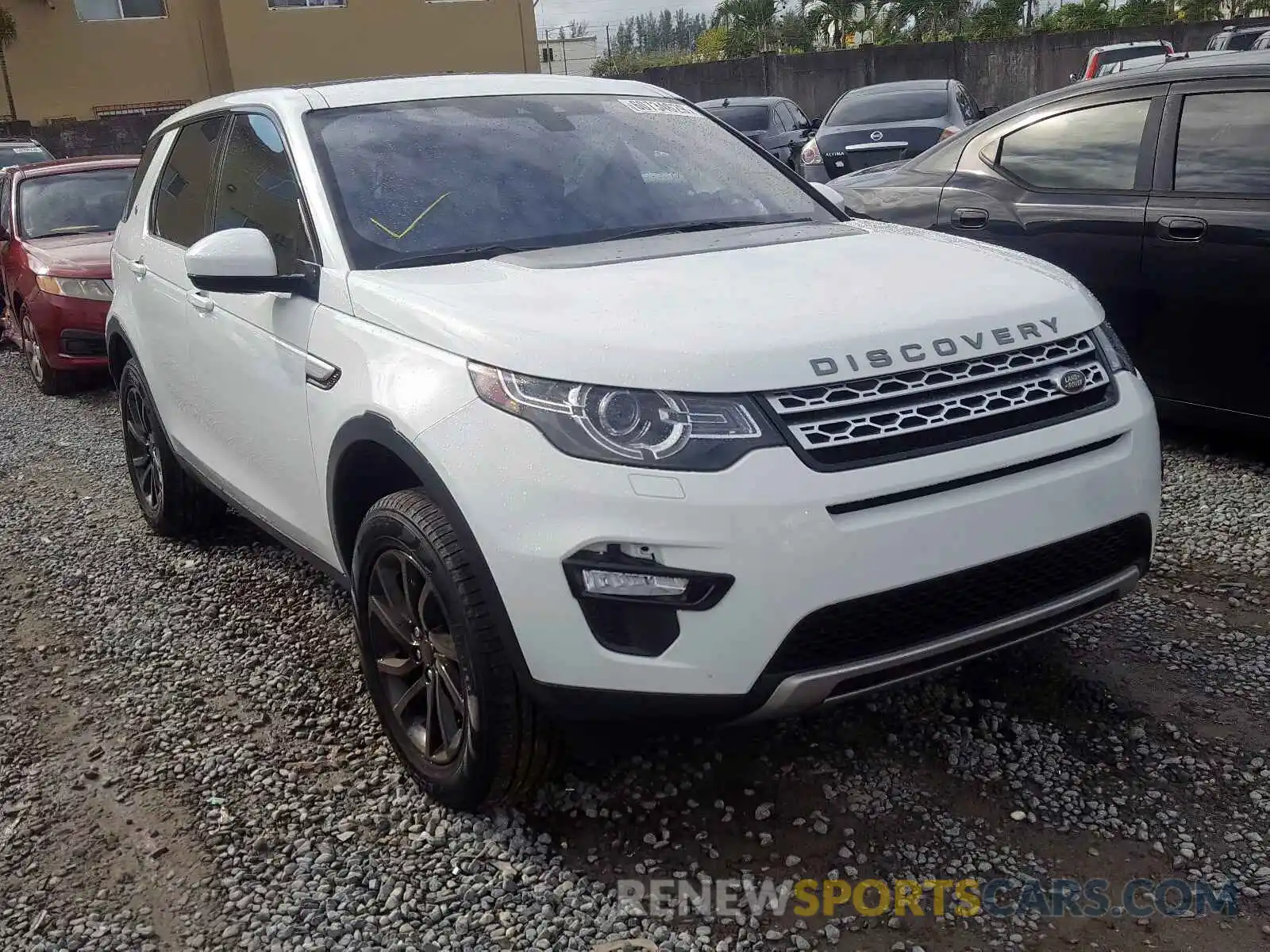 1 Photograph of a damaged car SALCR2FX3KH785470 LAND ROVER DISCOVERY 2019