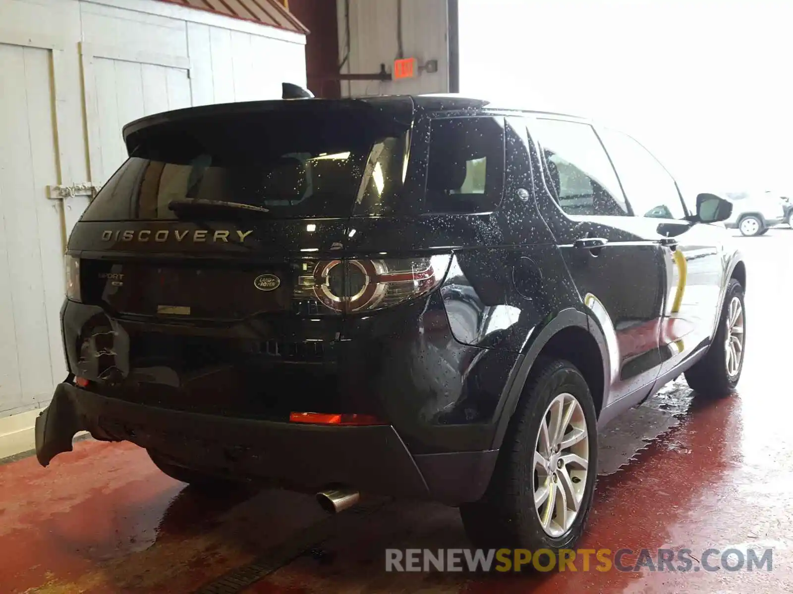 4 Photograph of a damaged car SALCR2FX3KH802672 LAND ROVER DISCOVERY 2019