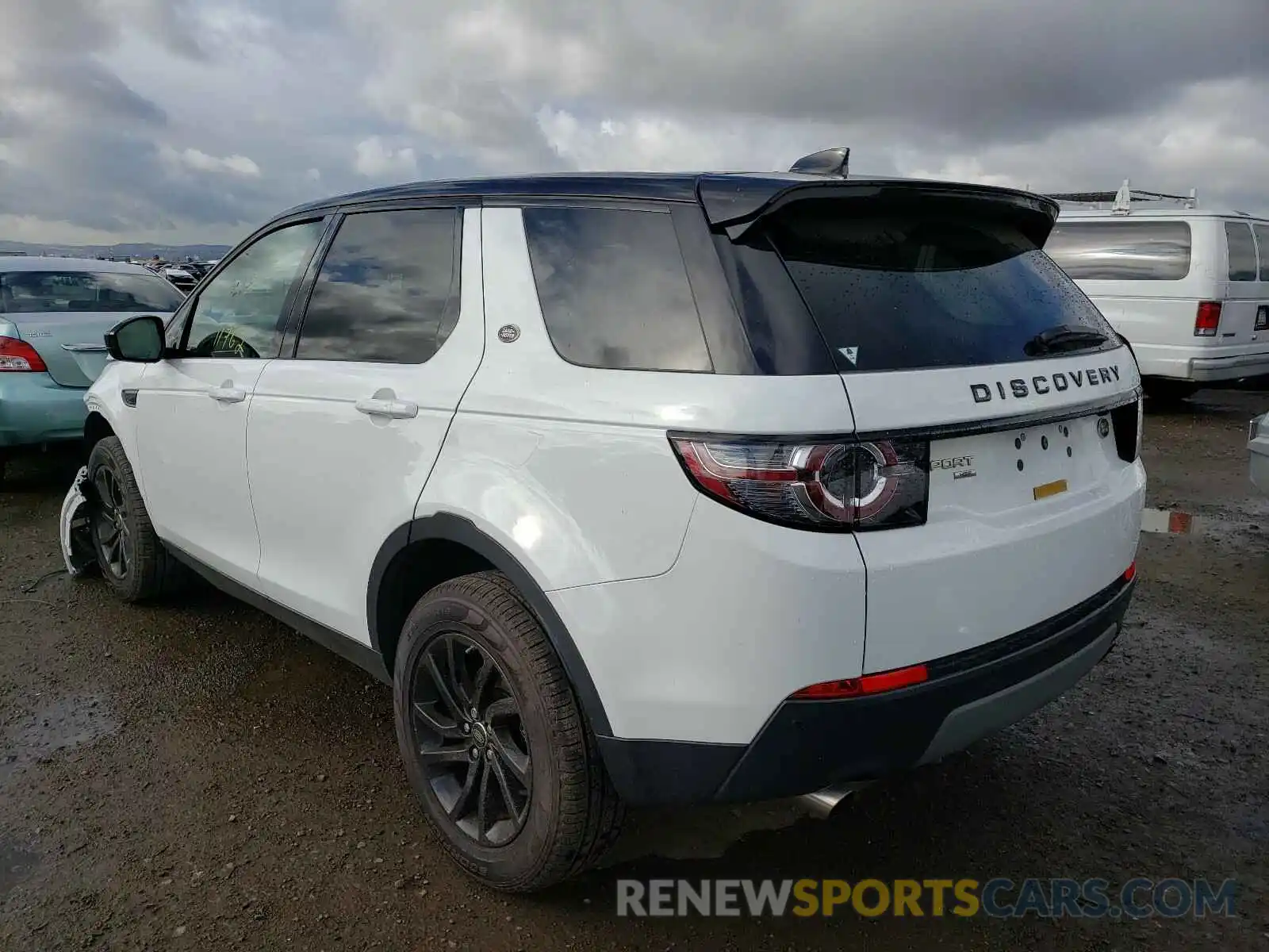 3 Photograph of a damaged car SALCR2FX3KH821366 LAND ROVER DISCOVERY 2019