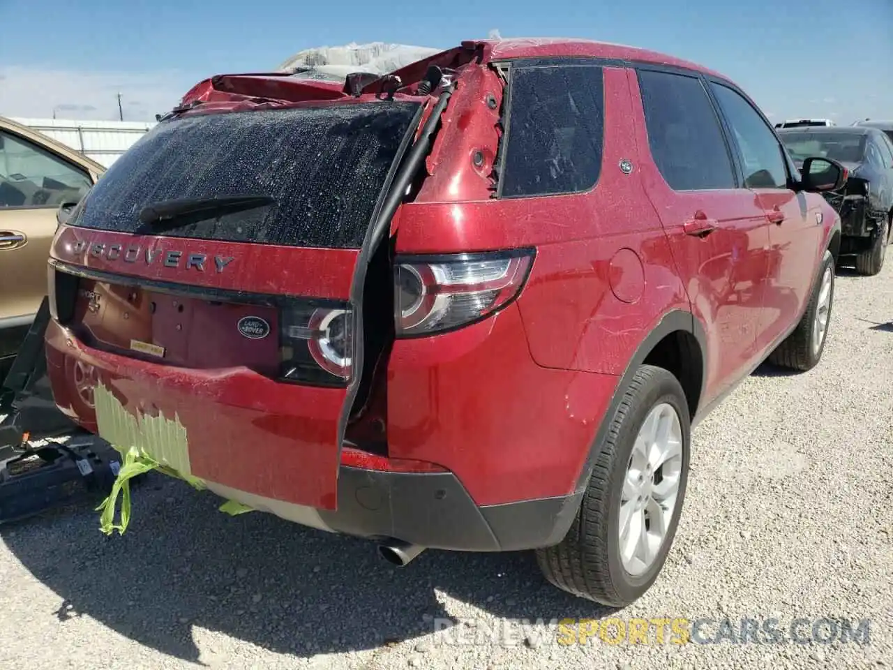 4 Photograph of a damaged car SALCR2FX3KH829922 LAND ROVER DISCOVERY 2019