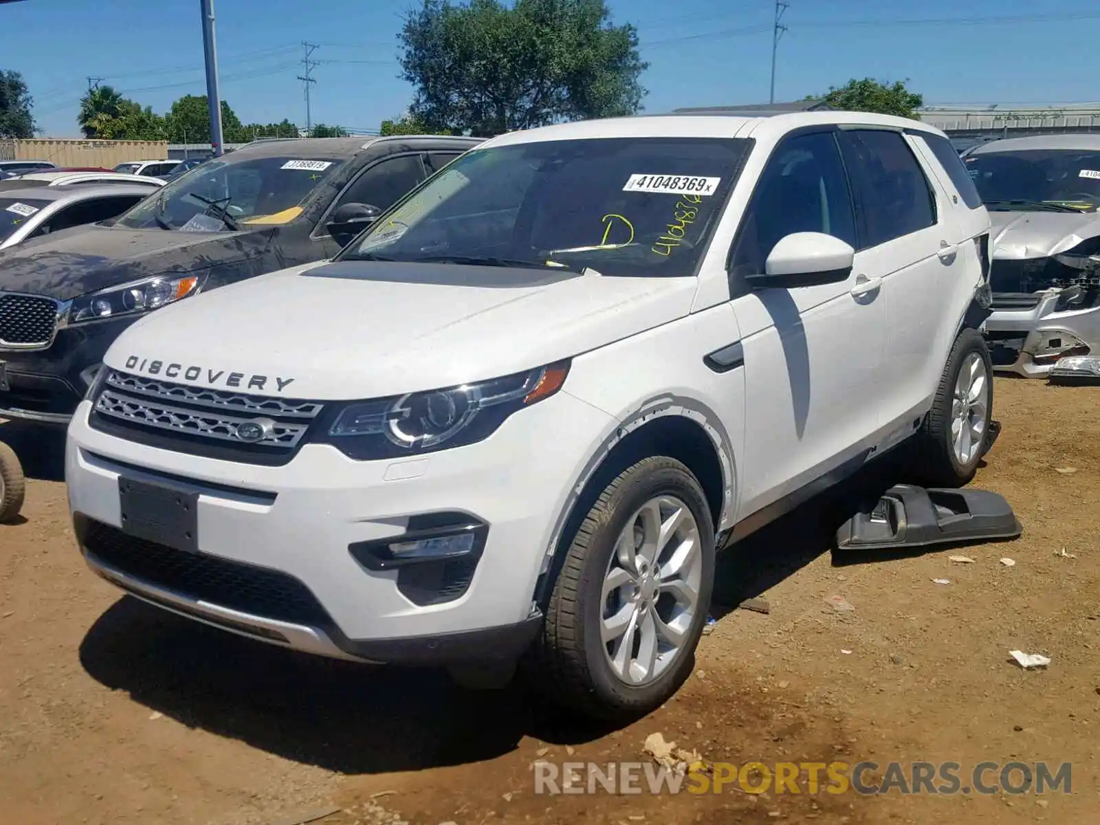 2 Photograph of a damaged car SALCR2FX4KH783632 LAND ROVER DISCOVERY 2019