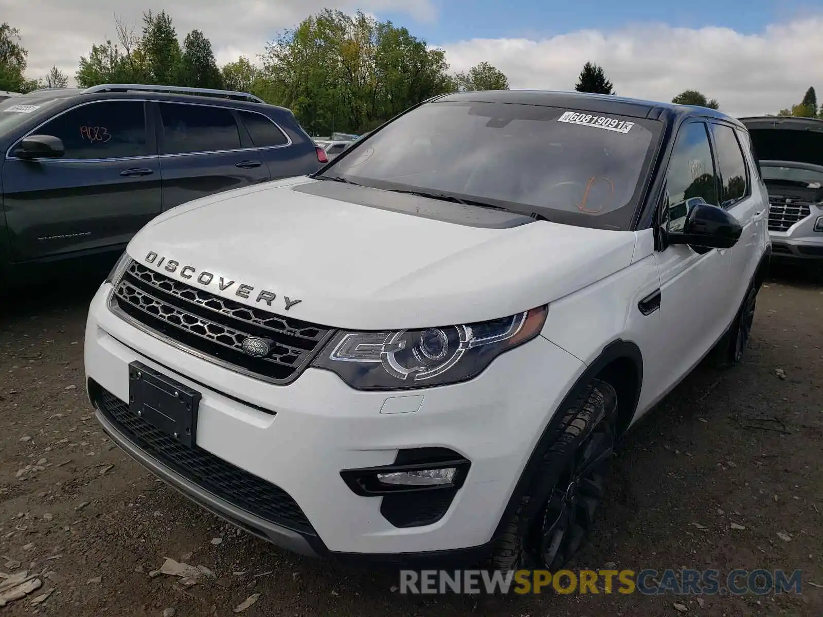 2 Фотография поврежденного автомобиля SALCR2FX4KH812384 LAND ROVER DISCOVERY 2019