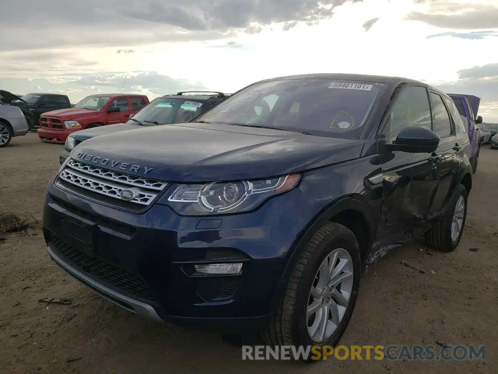 2 Фотография поврежденного автомобиля SALCR2FX5KH800356 LAND ROVER DISCOVERY 2019