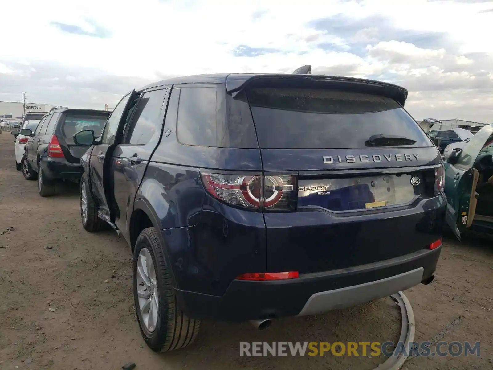 3 Photograph of a damaged car SALCR2FX5KH800356 LAND ROVER DISCOVERY 2019