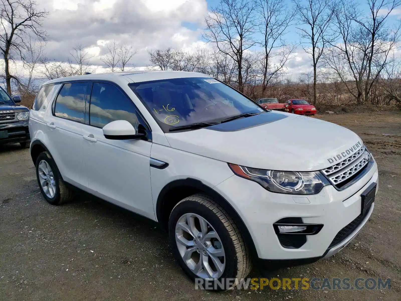 1 Photograph of a damaged car SALCR2FX5KH803581 LAND ROVER DISCOVERY 2019