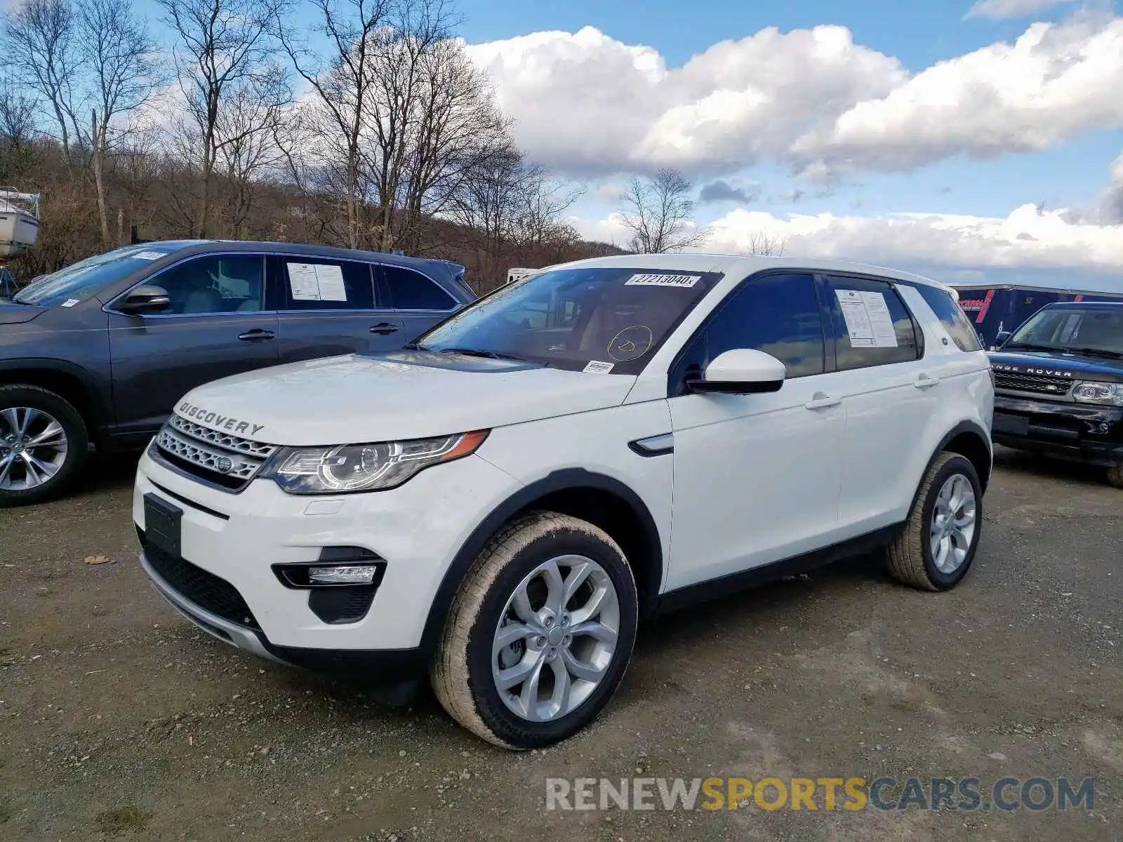 2 Photograph of a damaged car SALCR2FX5KH803581 LAND ROVER DISCOVERY 2019